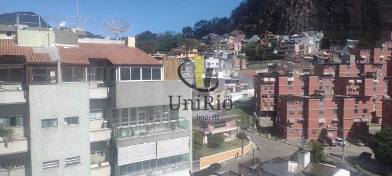 6476_G1761312488 1 - 14