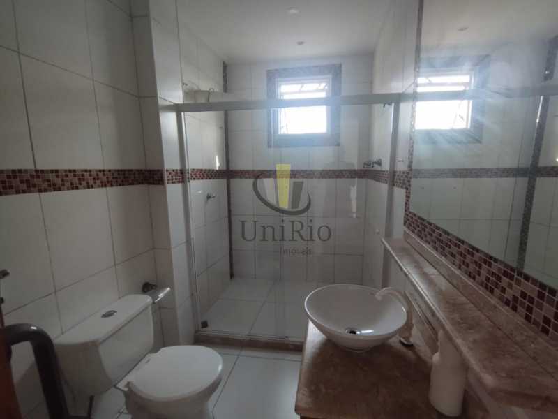 6045af63-1885-4c16-b083-e1c070 - 10