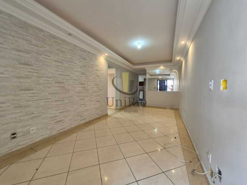 WhatsApp Image 2025-12-05 at 1 - 4