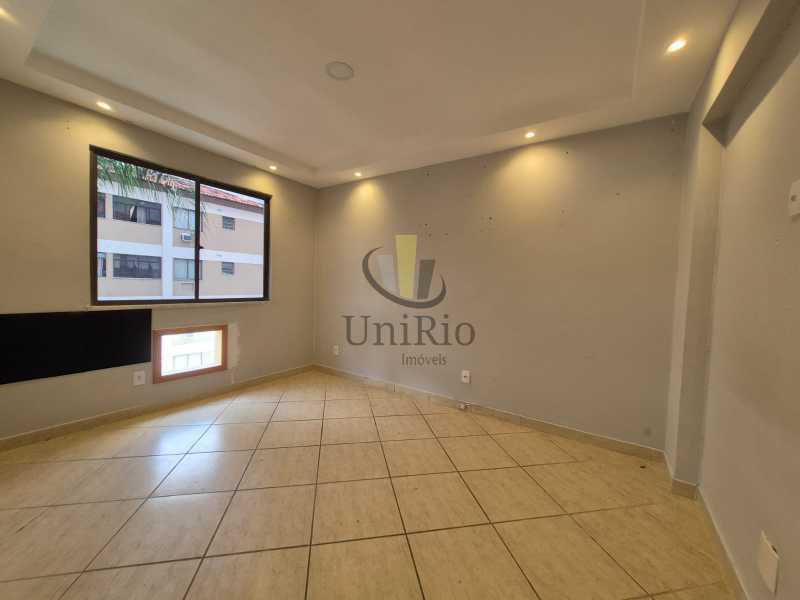 WhatsApp Image 2025-12-05 at 1 - 8