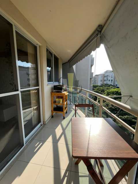 WhatsApp Image 2025-12-05 at 1 - 7