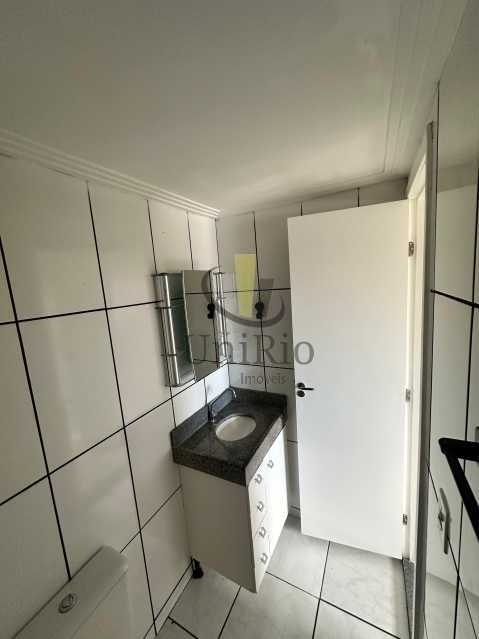 5e84232c-0a10-47c9-a227-68a576 - 6