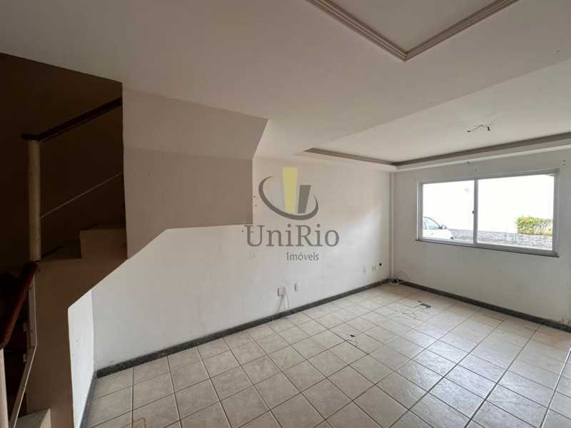 2c913107-d83d-4948-9843-acd643 - 4