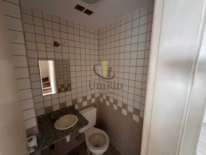 2bd60862-d898-480f-a4fe-b6ac27 - 5