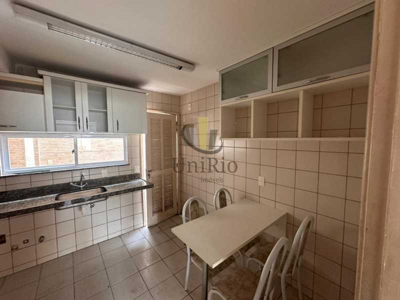 1291ead1-a2c5-4cbd-a683-7856b9 - 6