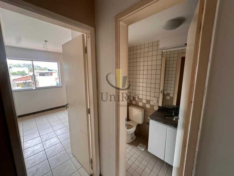 f17f7610-301d-4980-869c-a8ee34 - 16