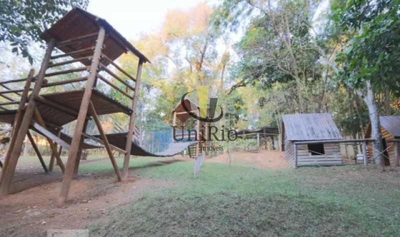 1827_G1636047853 - 24