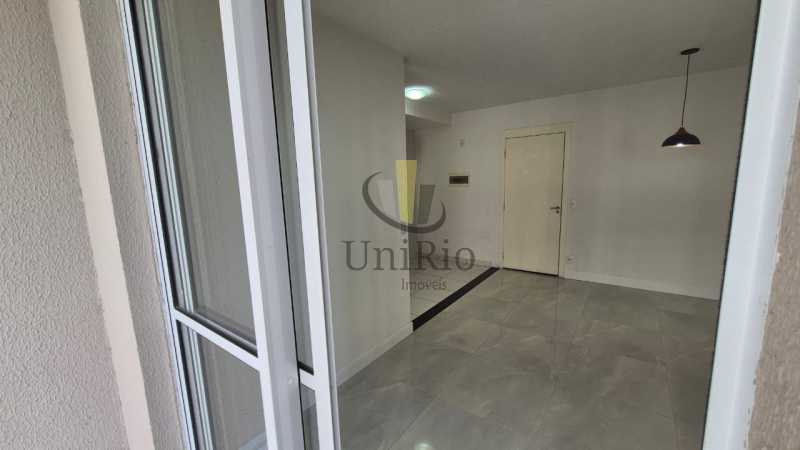 74b42ea8-6da1-4df4-8f75-a6edce - 16