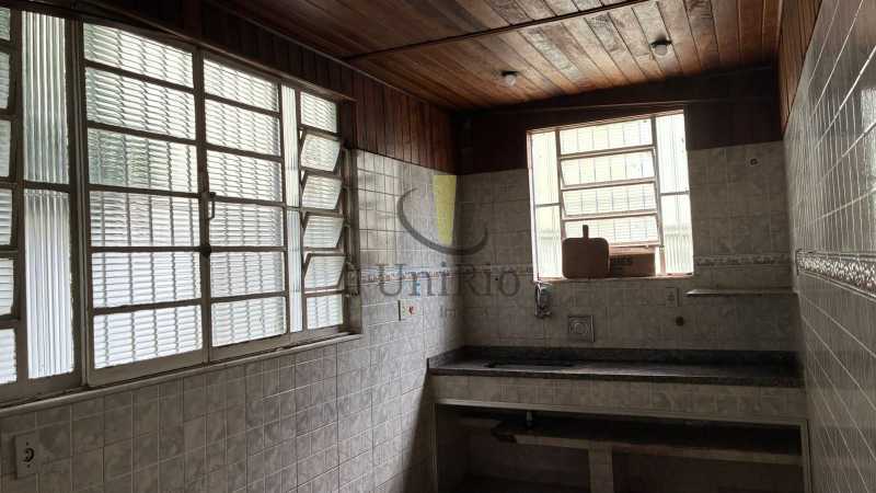 PHOTO-2025-12-16-14-20-23 2 - 7