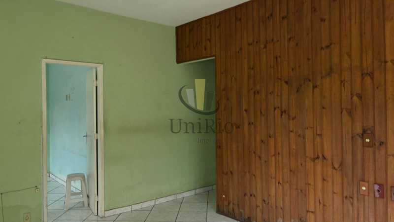 PHOTO-2025-12-16-14-20-22 3 - 6