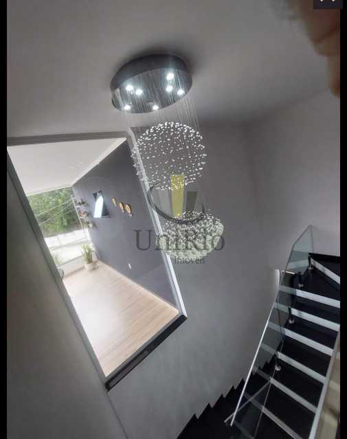 e503742b-5bdf-400e-bd5e-fb2411 - 17