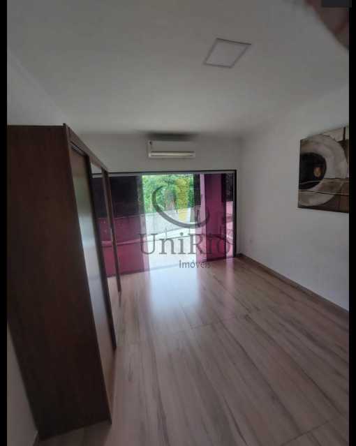 7226e2b2-07c4-43dc-9f87-69a9a2 - 25