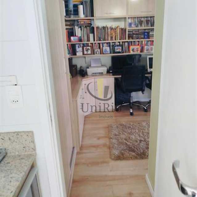 d5d0a098-7b99-42d0-90a7-efbe90 - 13