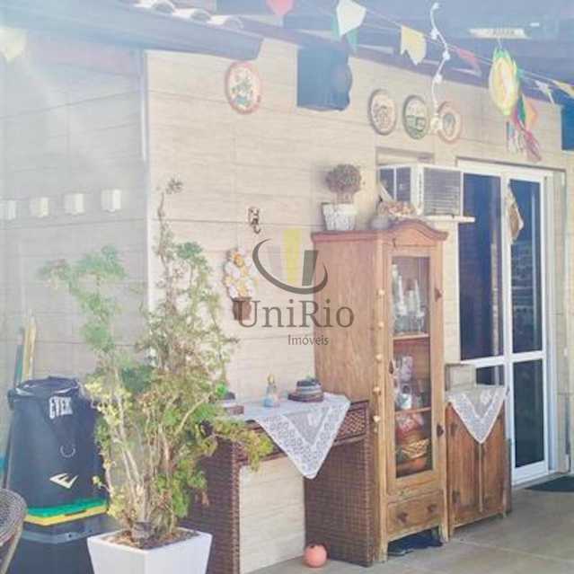 9bf1640f-05a1-4a7b-85a2-ee8b78 - 22