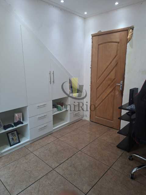 ba7df370-bed5-4f30-a649-7ab95c - 15