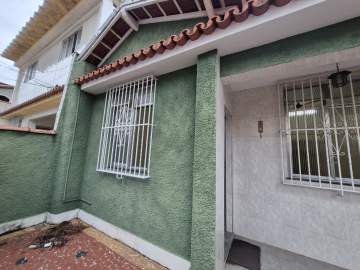 Imperdível - Casa de Vila 2 quartos à venda Vila Valqueire, Rio de Janeiro - R$ 270.000 - FRCV20052