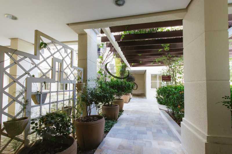 2437_G1664556513 - 21