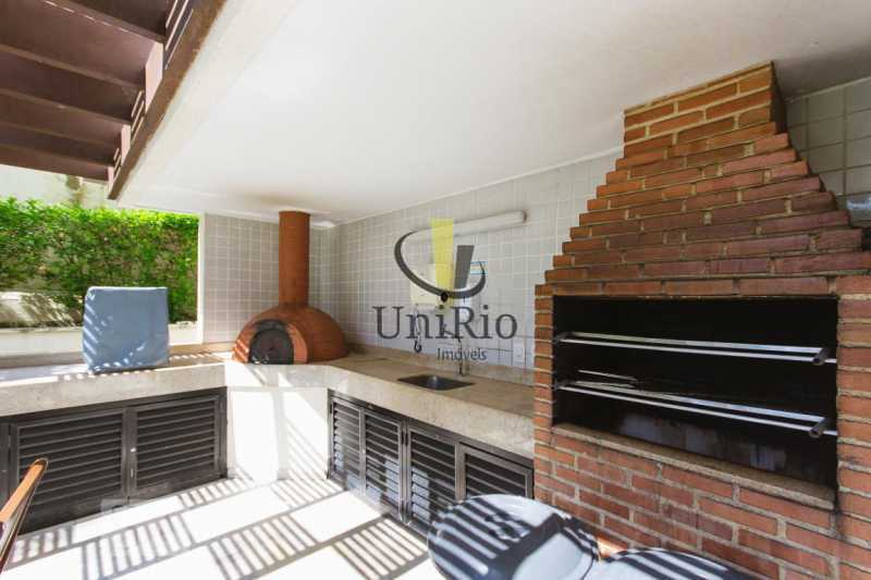 2437_G1664556587 - 24