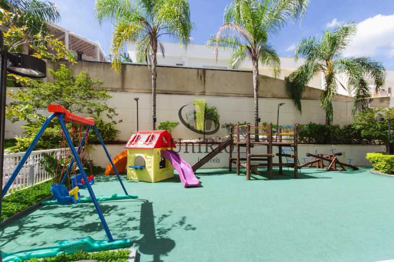 2437_G1664556606 - 25