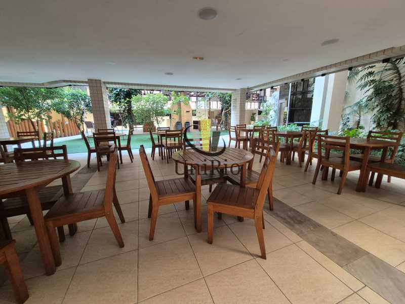 6402_G1759847939 1 - 14