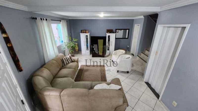 cad87c17-684f-4873-b153-b33eec - 2