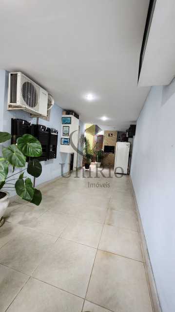 32522eb8-63e7-49b5-b58e-b4bb10 - 21