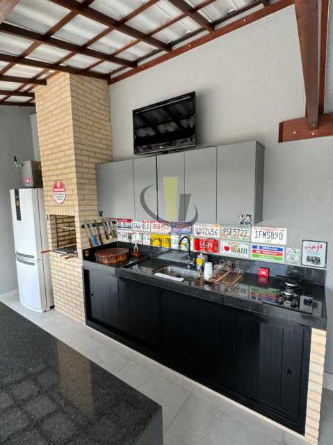 f8364a98-f896-4b15-9f90-fb4d58 - 17