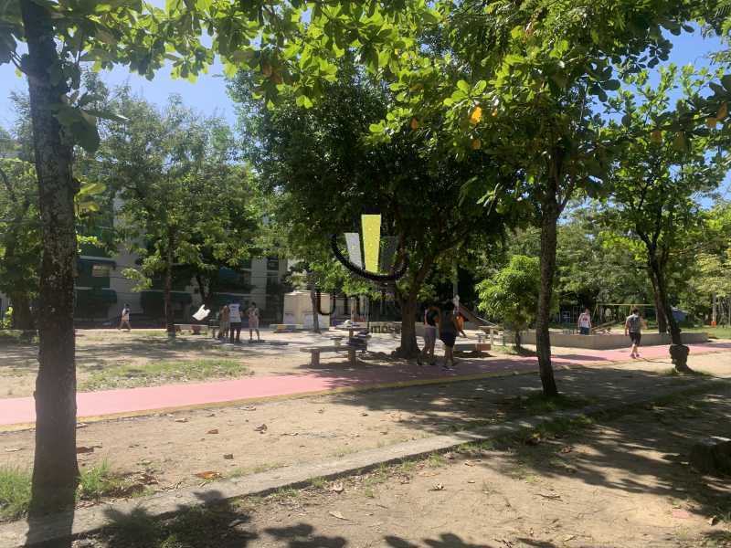 5807_G1746716221 - 12