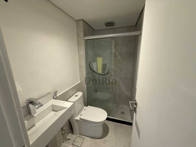 40117990-8a6a-498d-a878-8674dc - 9