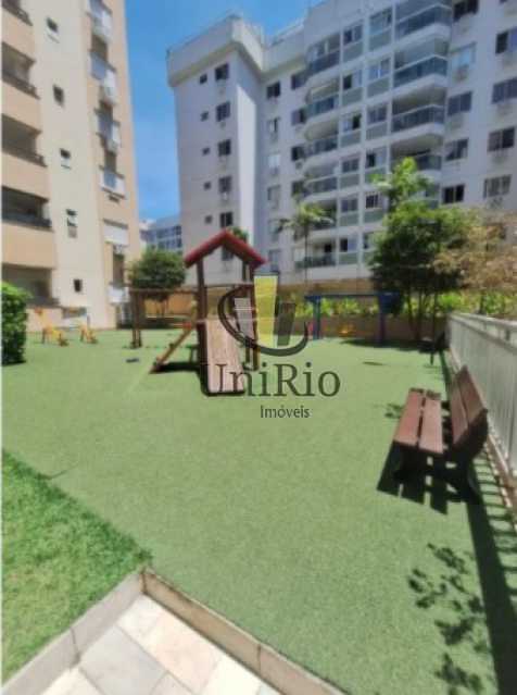 5715_G1744722895 - 14