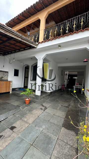 3980_G1710422583 1 - 1