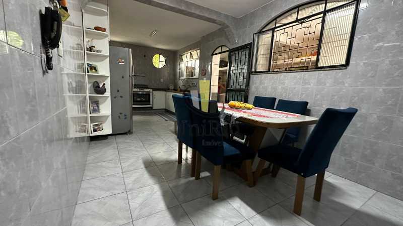 3980_G1710422555 - 25