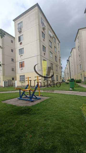 6587_G1763389760 - 14