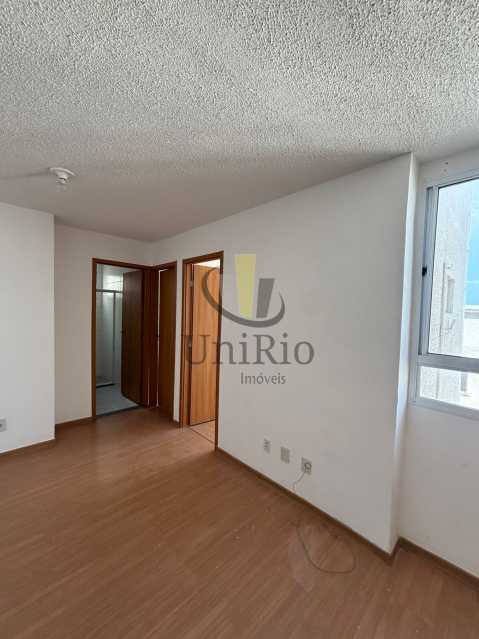 e754a409-a7c0-46f9-a6e0-c0c1bd - 3