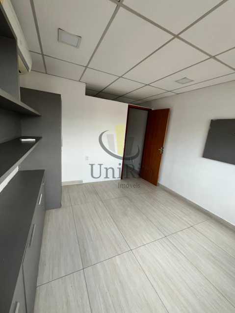 C29FD32C-91CE-443B-8AAA-641B3C - 2