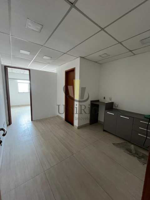 CCD6C8E8-1ABD-40E1-BC9F-A8192D - 5