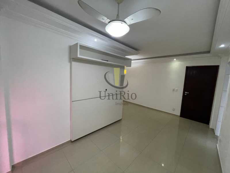 dee2d9ca-bc44-4496-a8aa-ffd2e8 - 3