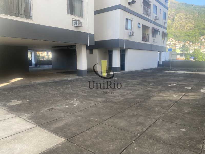 5532_G1763130700 - 14