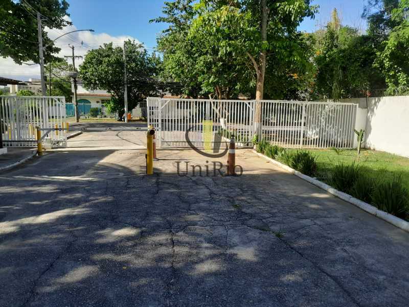 3965_G1709905819 - 2