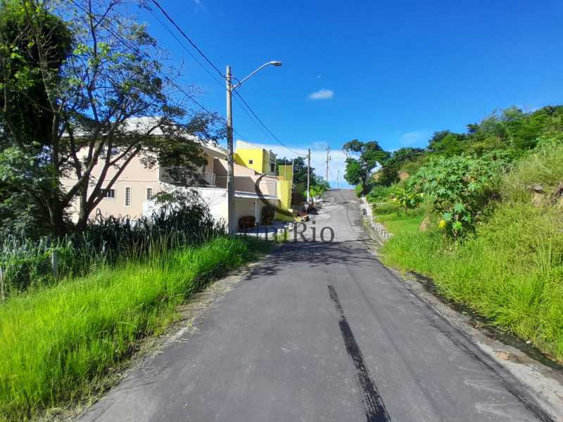 3965_G1709905788 - 9