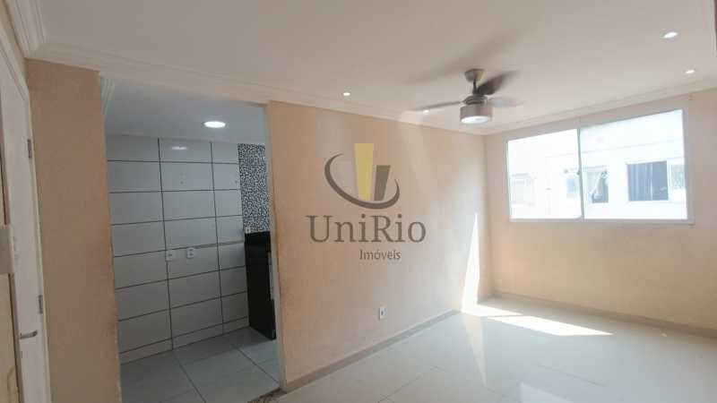 ad0b15f1-b8e2-4d33-94d0-6b4b5a - 3