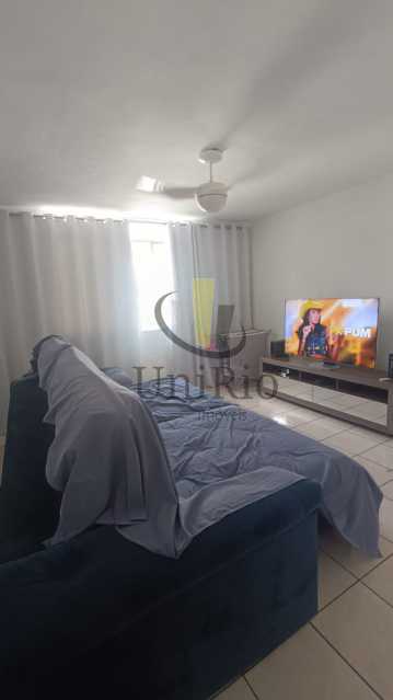 ed51ba64-a415-4939-8a8f-f8d0e8 - 4