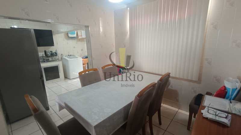 150b19f8-93c4-48a5-bfa6-c56f7d - 6