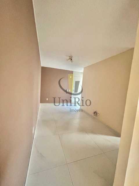 f9b8412a-4d6a-4636-b692-fcb14d - 4