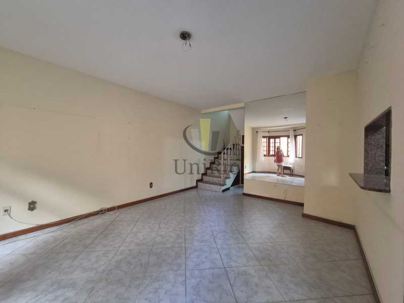 b79db67b-1c56-4992-9438-584a80 - 4