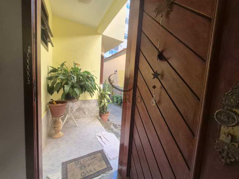 1c58d526-13ad-4ba6-8742-eaeb4d - 2