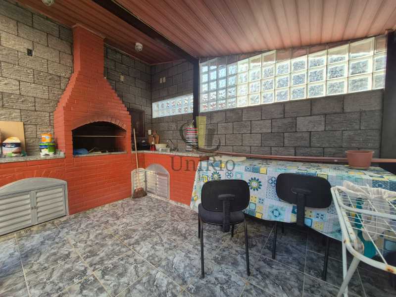 3368d385-80ad-4b1c-8931-6facef - 18