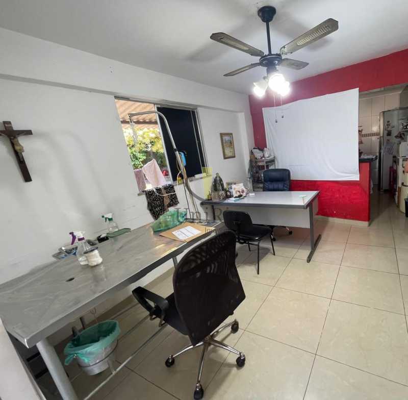 21d364c6-34a7-4818-af5a-a2a24b - 4