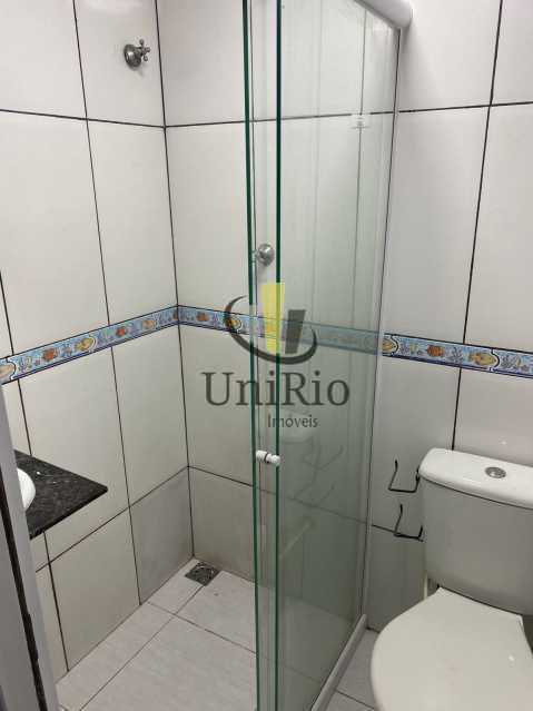 6115_G1752602917 - 16