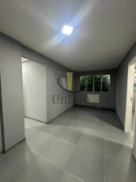 1001045813 - 10